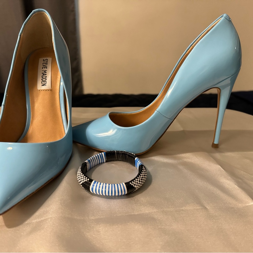 5” sky blue Steve Madden heels